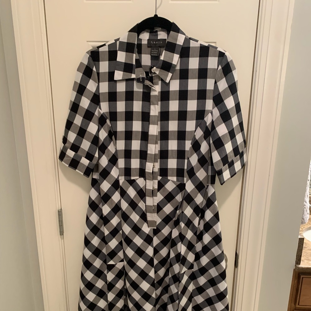 Gracia black and white checker dress